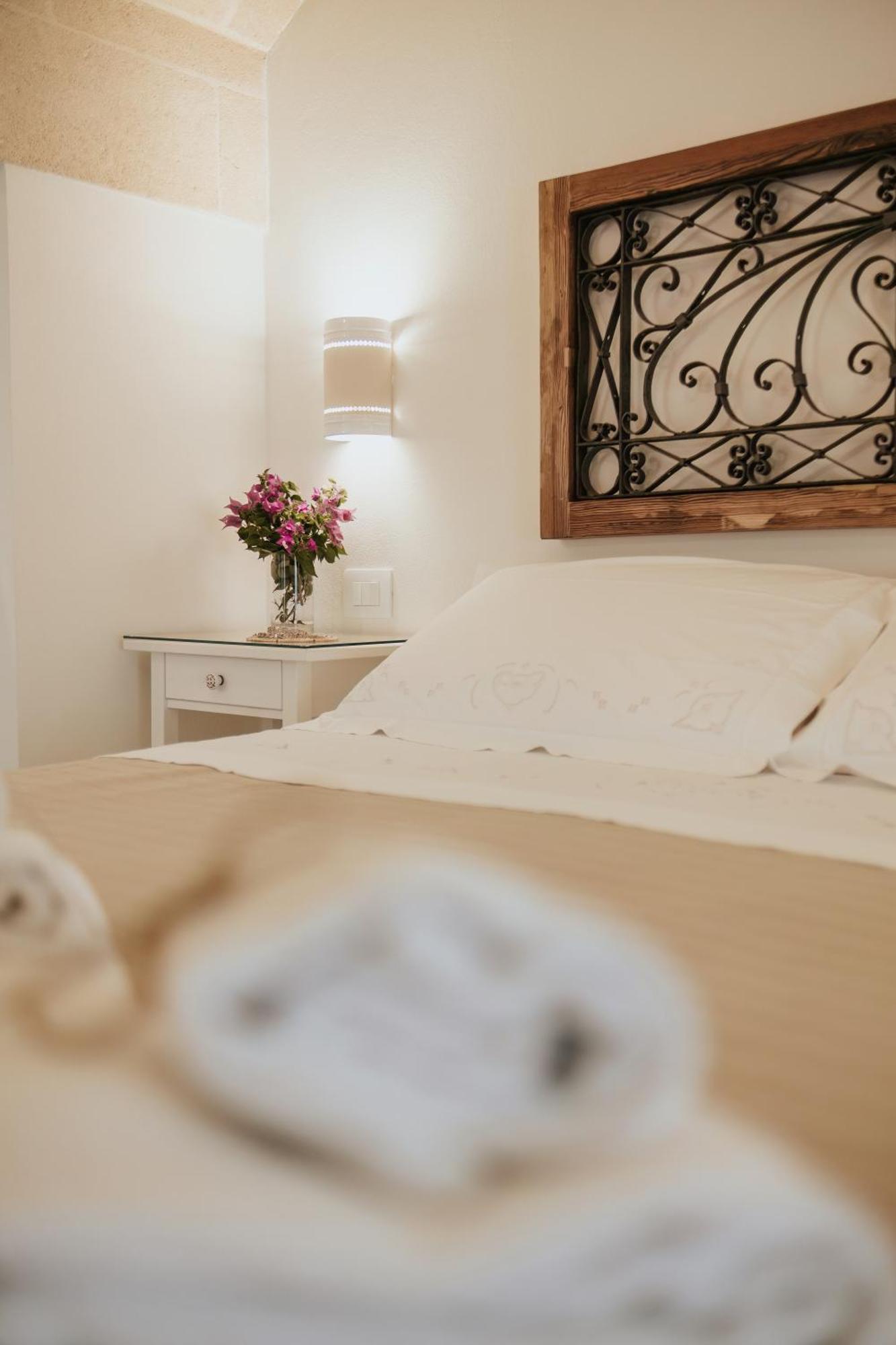 Le Maioliche - Apulian B&B Grottaglie Esterno foto